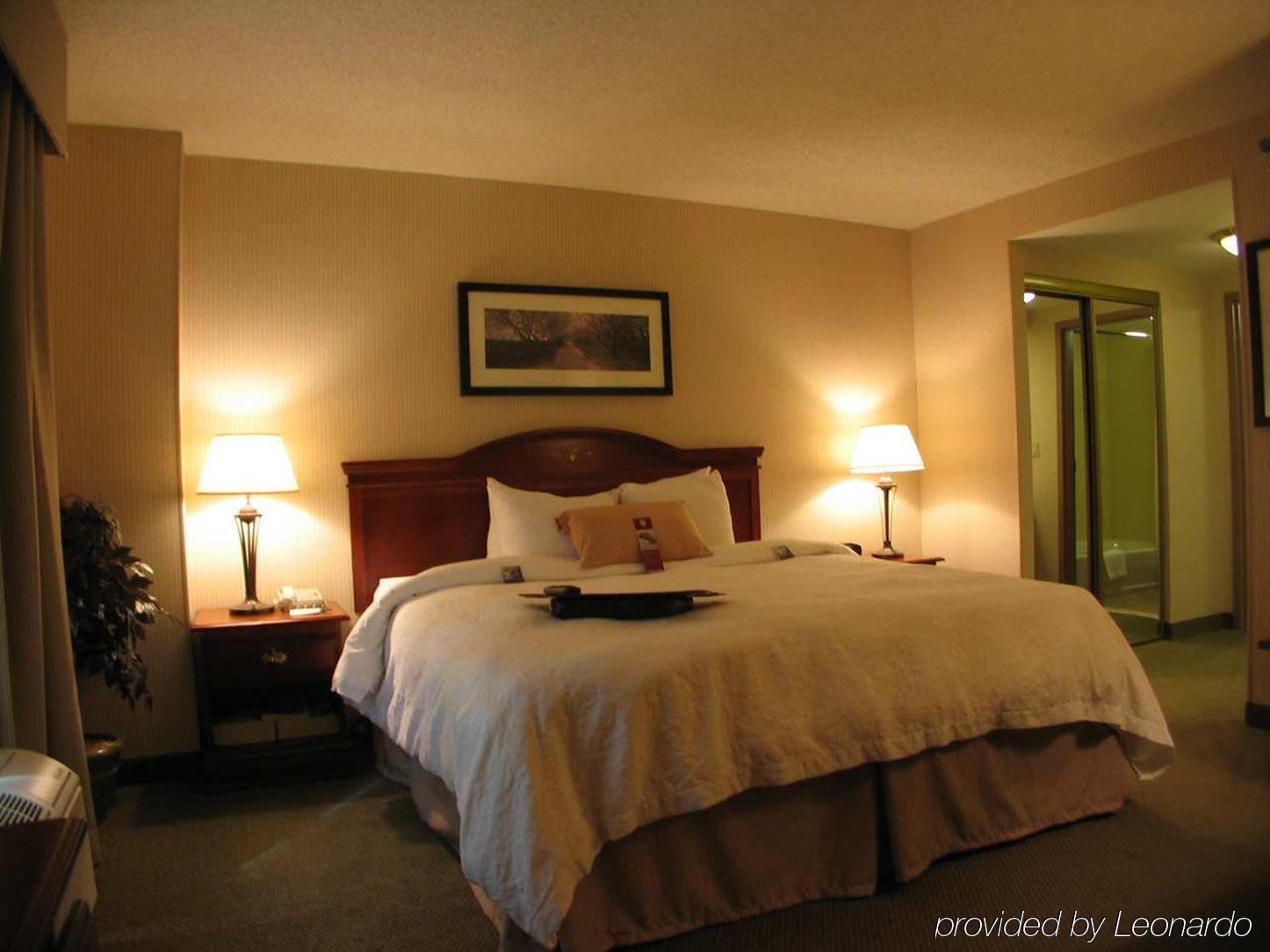 Hampton Inn & Suites Arlington Crystal City Dca Habitación foto